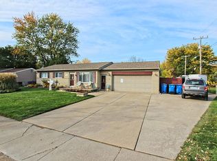 5053 University Ave, Warren, MI 48092