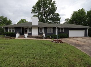 910 W Kensington Rd, Joplin, MO 64801