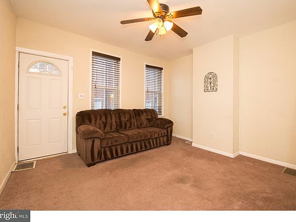 3rd image of 310 E Wildey St