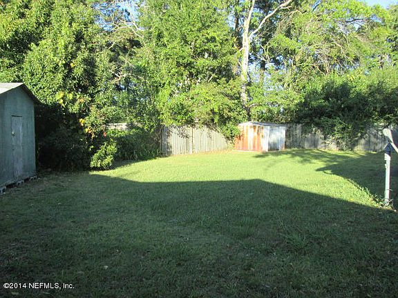 2nd image of 10741 Luana Dr N