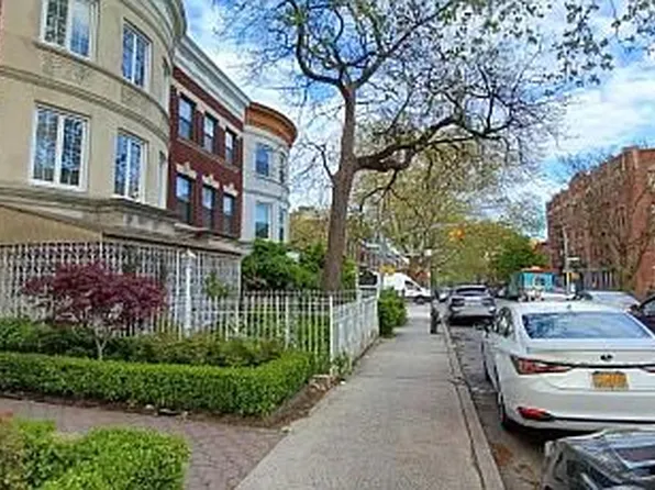 1293 Carroll St, Brooklyn, NY 11213
