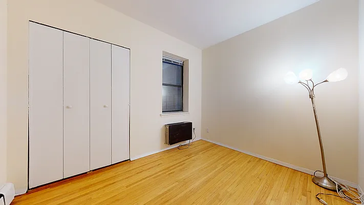 Rented by Bond New York | media 25