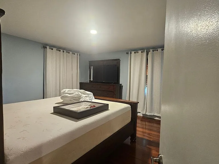 400 Spring Lea Dr — Photo 17