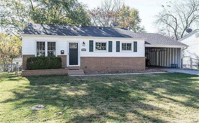 1st image of 2704 Timberlake Dr