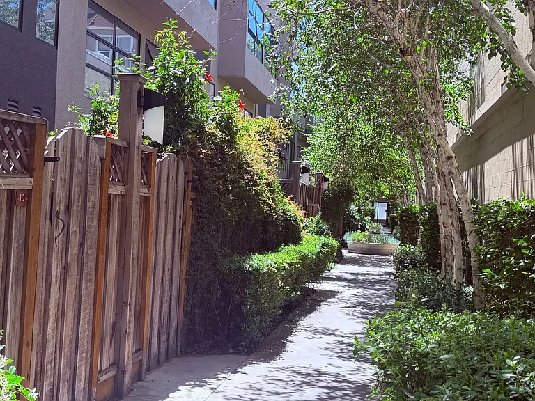 415 N 2nd St #343 — Photo 26