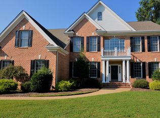 6531 Harbour Pointe Dr, Suffolk, VA 23435