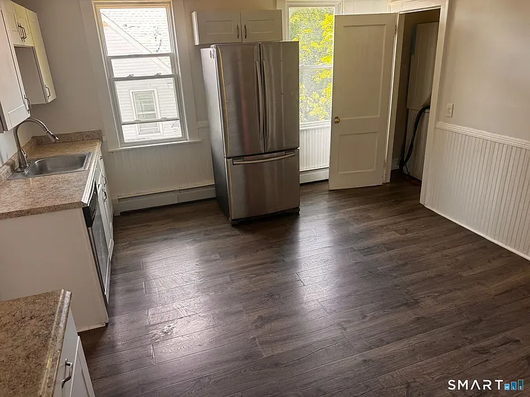 169 Winthrop St — Photo 4