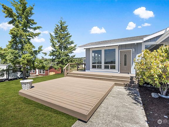 3rd image of 101 Hemlock Drive