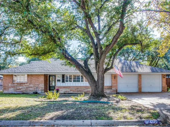 4117 Bilglade Rd, Fort Worth, TX 76109
