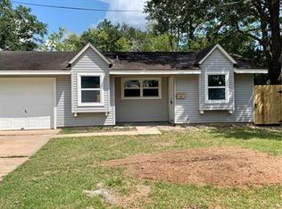 495 Smelker Ave, Beaumont, TX 77707