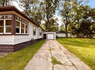 25 Amsterdam Ave, Muskegon, MI