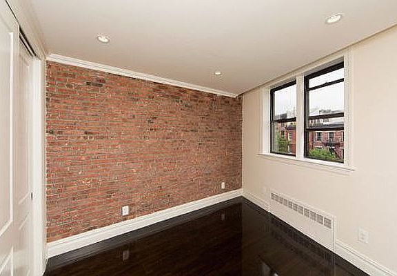 4th image of 535 Hudson St APT 4F