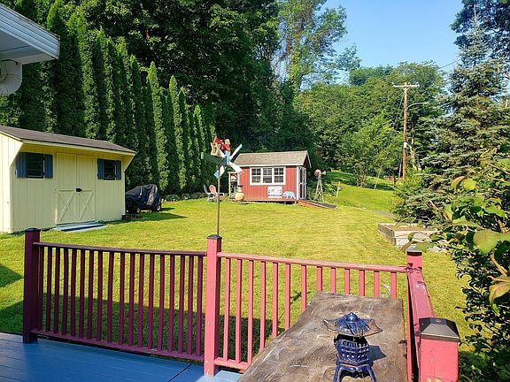 5th image of 28 Hampden St