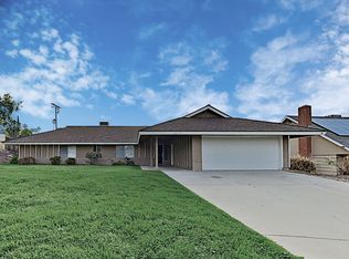 2435 Cienega Dr, Highland, CA 92346