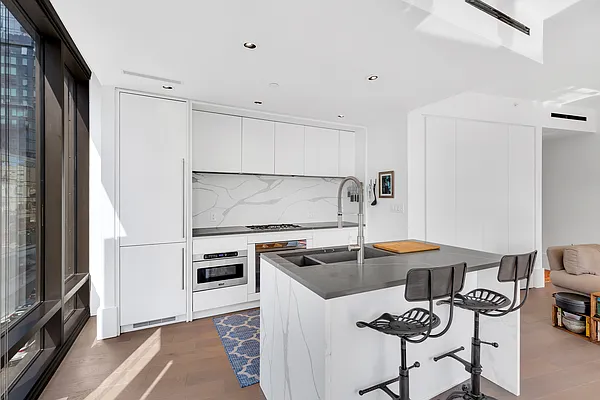 Sold by Compass | media 16