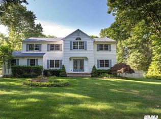 1 Lyme St, Wading River, NY 11792