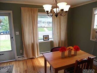 5th image of 208 Litchfield Ave