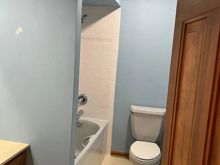 1858 Princeton Cir — Photo 18