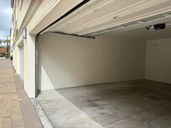 3rd image of 11506 186th St Unit C