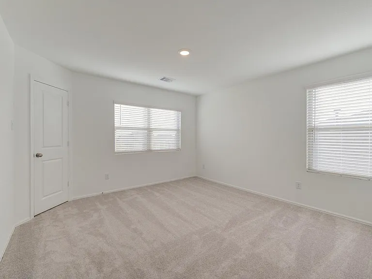 26738 Paloma Blanca Dr — Photo 17