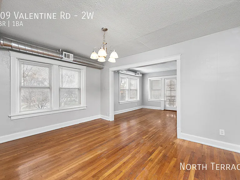 509 Valentine Rd #2W — Photo 6