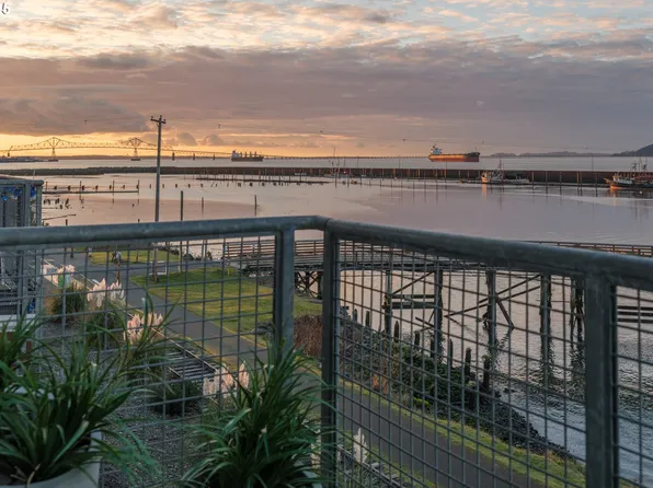 3930 Abbey Ln, Astoria, OR 97103