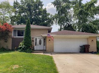 22 McDonald Ln, Frankfort, IL 60423