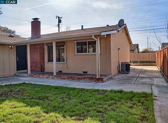 2nd image of 1885 Crinan Dr