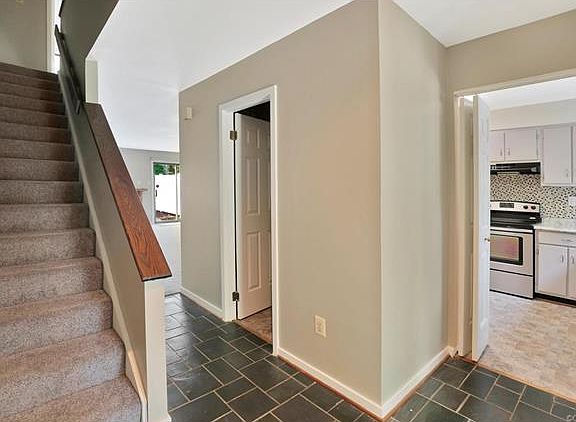 4th image of 1308 Sycamore Square Dr #1308