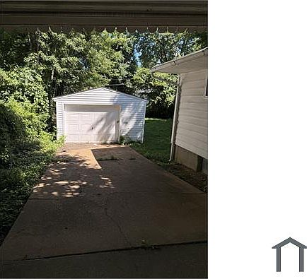 1st image of 10605 Spring Garden Dr