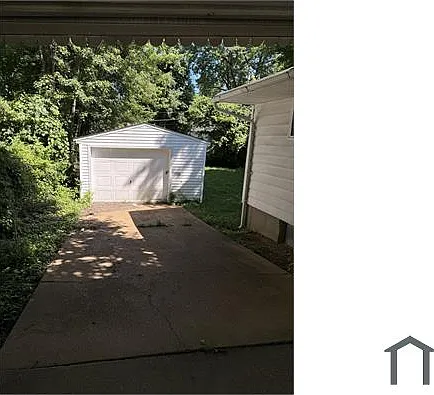 10605 Spring Garden Dr