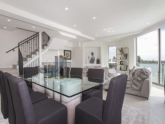 5th image of 1125 N Kings Rd #Penthouse 6