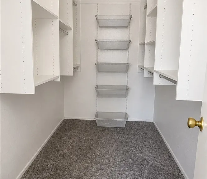 5255 Bellingham Ave — Photo 11