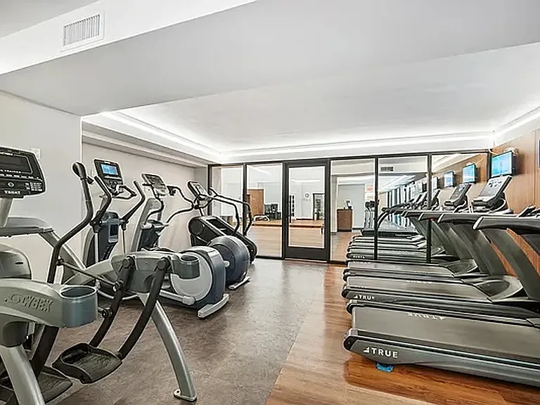 1 Irving Pl #G26D — Photo 4