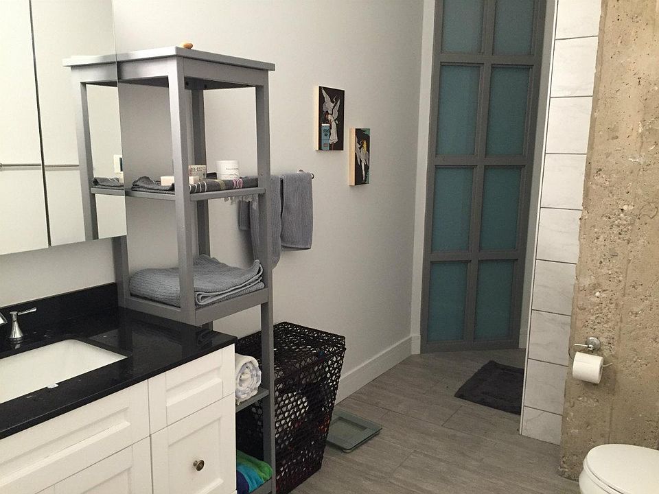 1st image of 4801 N Ravenswood Ave #8