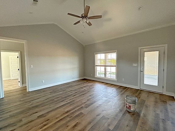 3rd image of 111-136 Chapel Ct