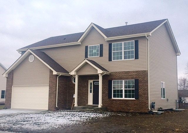 1st image of 832 Willow