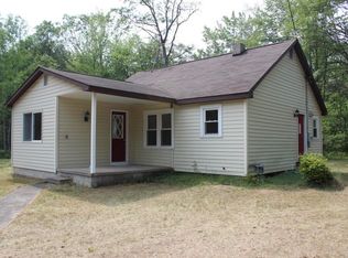 5806 Bear Lake Dr, Johannesburg, MI 49751