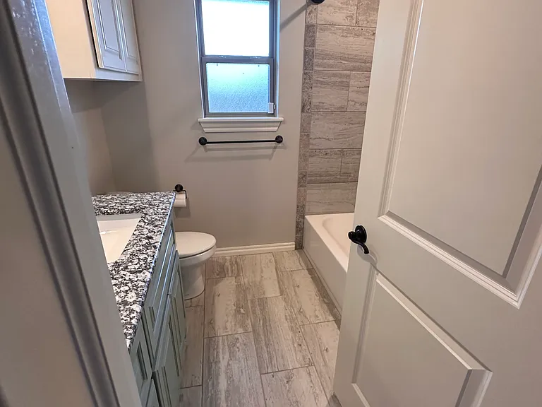 1723 Logans Way — Photo 12
