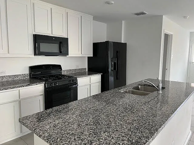 1117 Loblolly Ln — Photo 17
