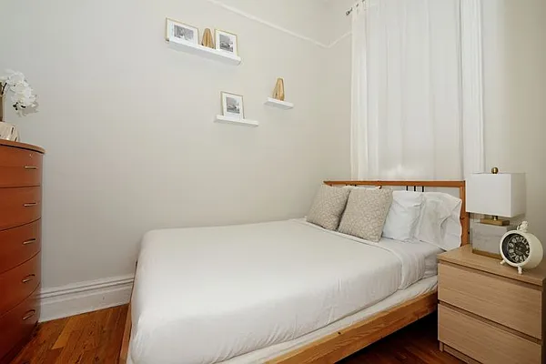 Rented by Eisenberg Exclusives | media 54