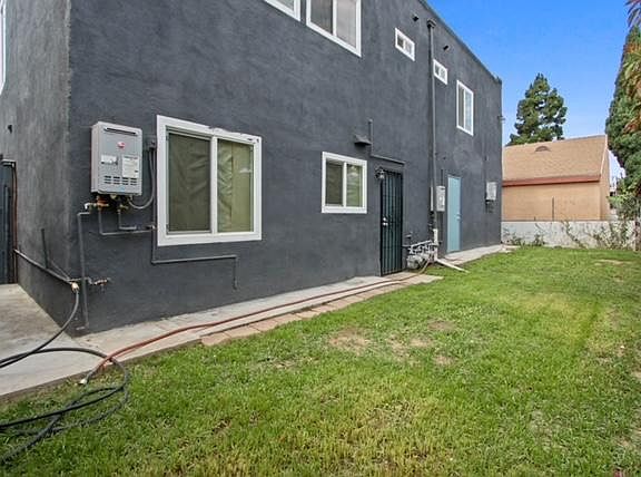 3rd image of 1921 E 6th St #1921