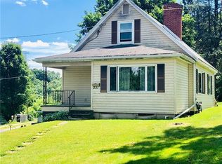 221 Western Ave, Oakdale, PA