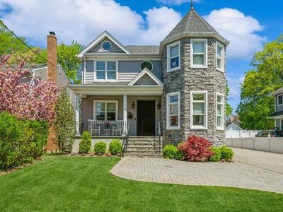 187 Lakeview Avenue, Rockville Centre, NY, 11570