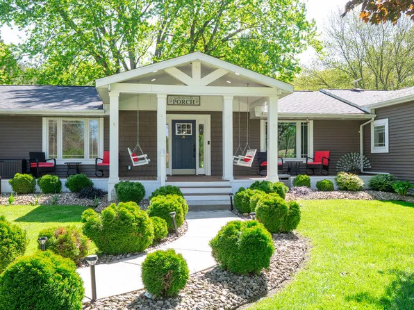 2431 Pritchard Dr, Niles, MI 49120