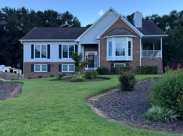 141 Heather Ridge Dr, Pelham, AL 35124