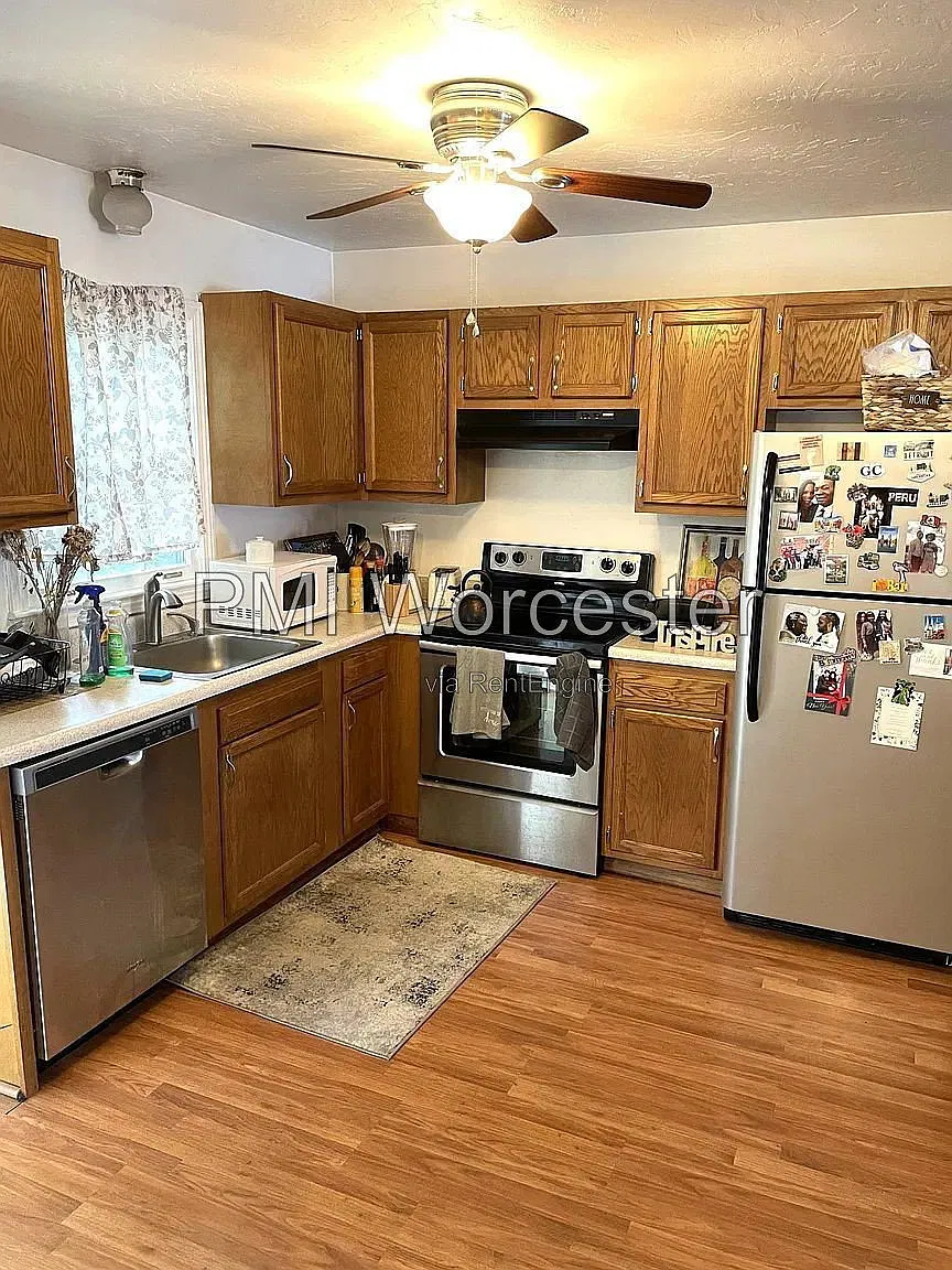 2 bed, 1.5 bath, $2,350 — Photo 4