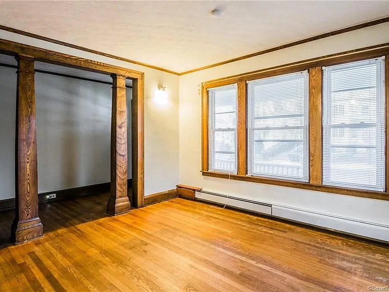 212 S Highland St — Photo 4
