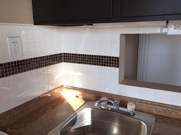3rd image of 607 N 40th St APT 2