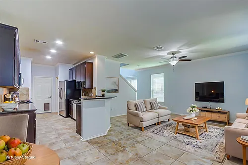 6451 Calgary Woods Ln Photo 1